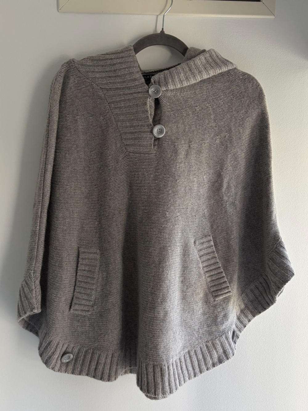 Talula Aritzia Lambswool-Angora Blend Grey Poncho Cape - XS